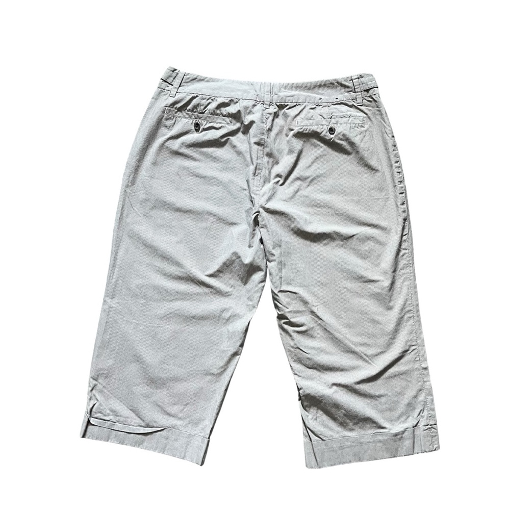 Banana Republic Gray White Striped Capri Short Size 14 - Picture 5 of 7